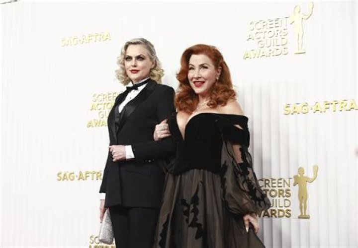 Christina Hendricks in Christian Siriano at the SAGs: overly brocaded or fine?